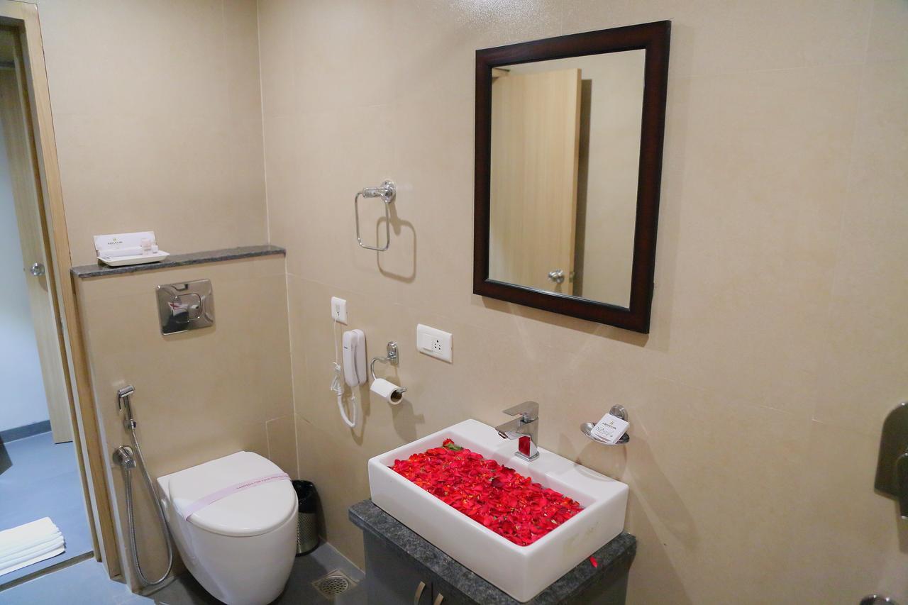 Abhayaa Hotel Visakhapatnam Exterior photo